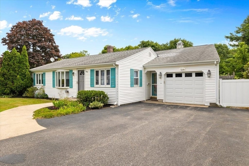 33 Homestead Ln, Falmouth, MA, 33 Homestead Ln, Falmouth, MA Photo #1