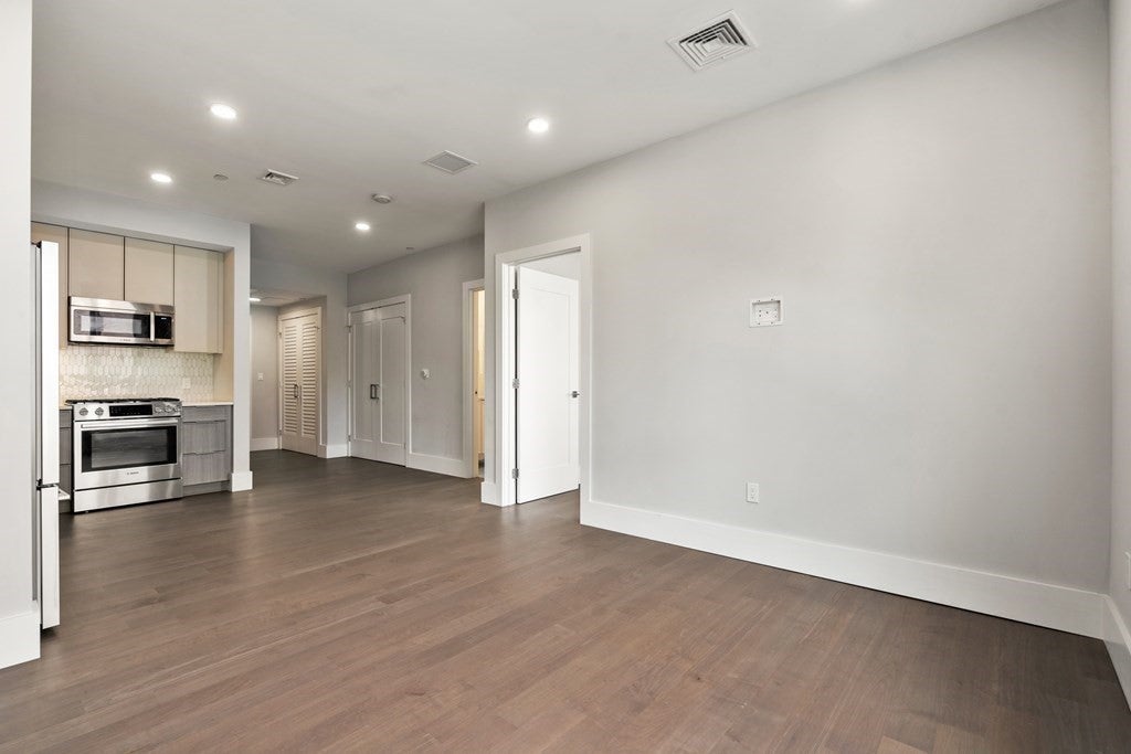 3193 Washington St #206, Boston, MA, 3193 Washington St #206, Boston, MA Photo #6