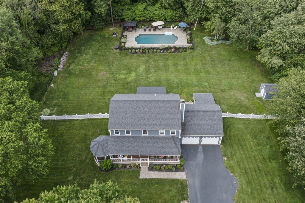 19 Azalea Dr