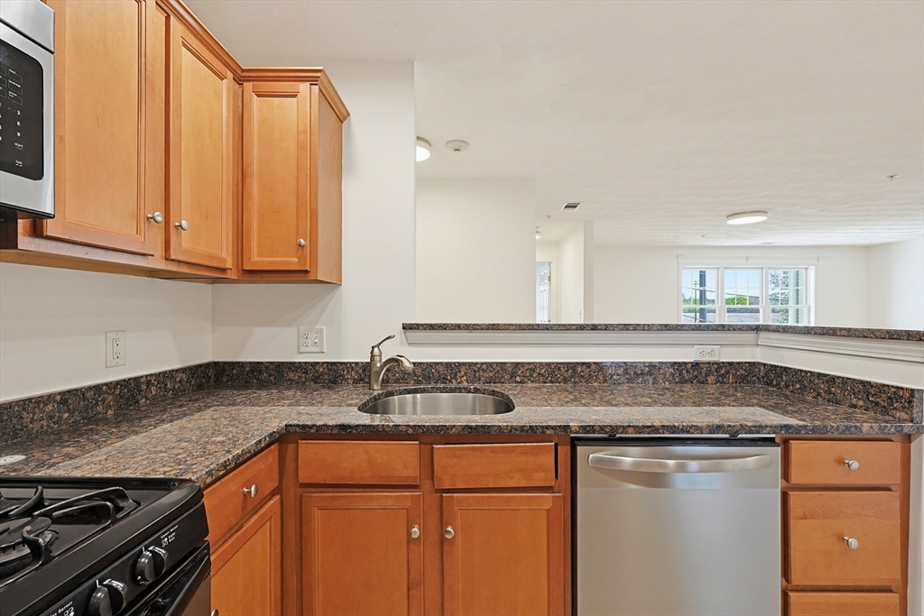 51 Pearl St 205