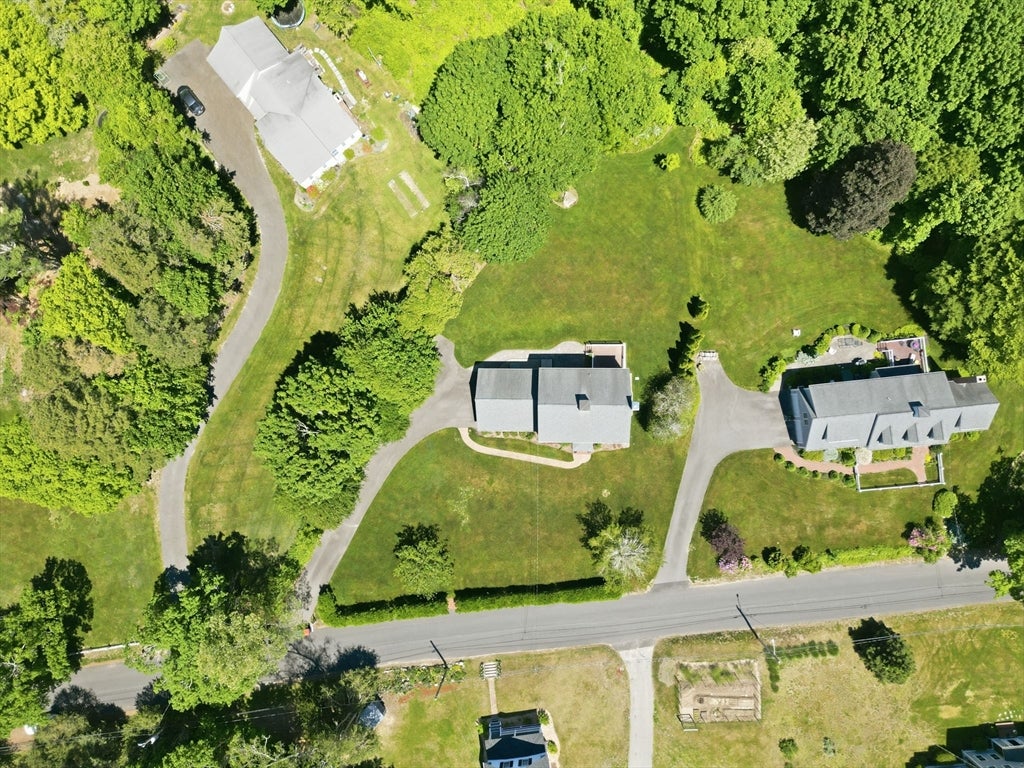 28 Brook Rd