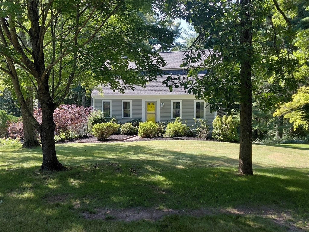 3 Kelly Drive