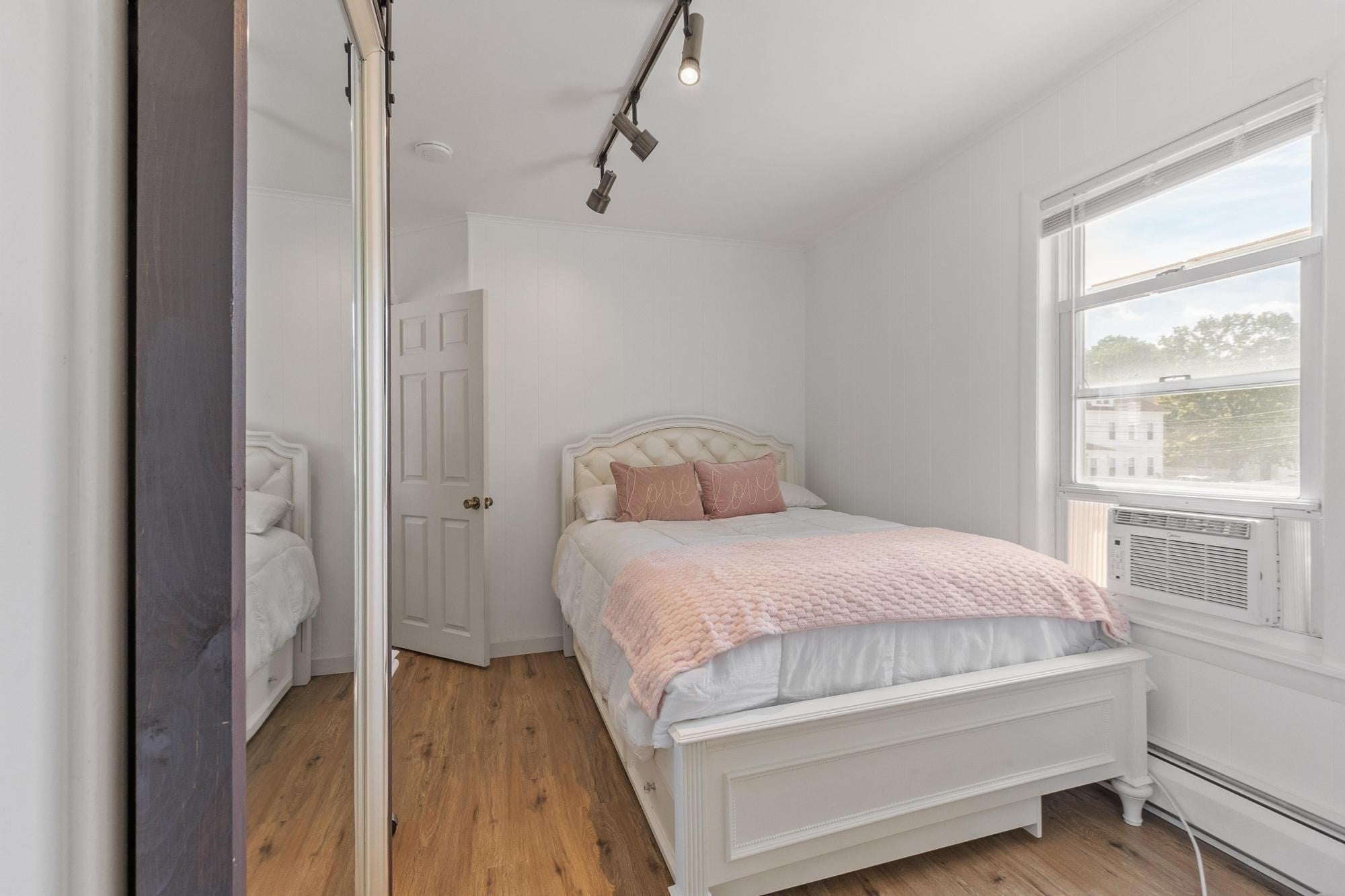 262 Oak Street, Clinton, MA, 262 Oak Street, Clinton, MA Photo #15