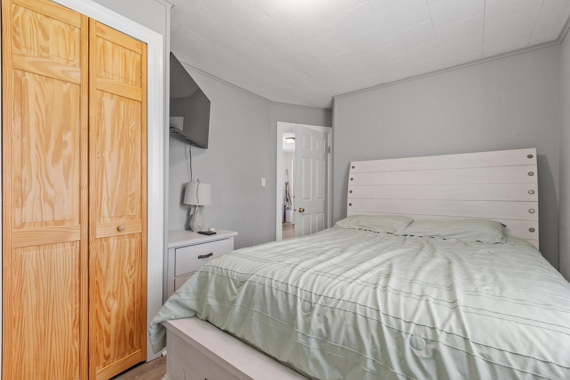 262 Oak Street, Clinton, MA, 262 Oak Street, Clinton, MA Photo #30