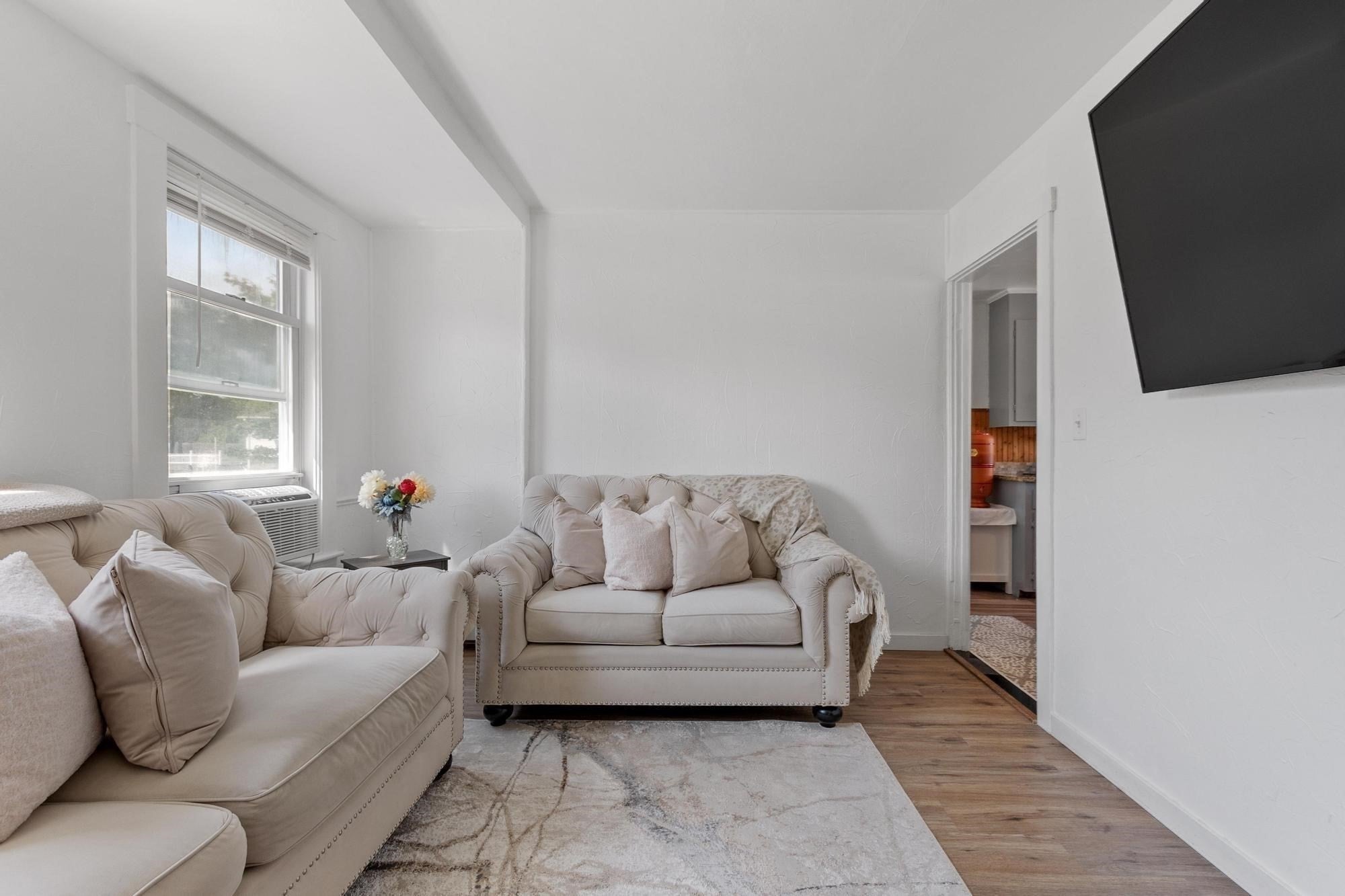 262 Oak Street, Clinton, MA, 262 Oak Street, Clinton, MA Photo #9