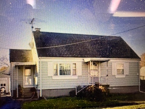 Photo of 20 Beacon Blvd, Peabody, MA 01960 (MLS # 73586106)