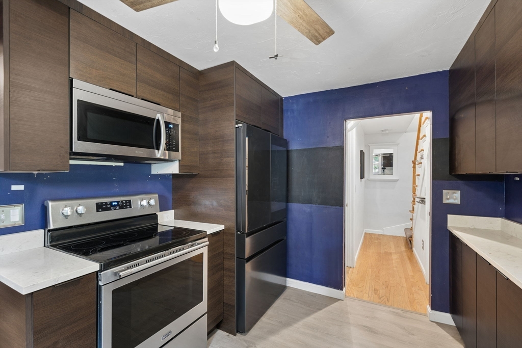70 Mirror Lake Ave #70, Norfolk, MA, 70 Mirror Lake Ave #70, Norfolk, MA Photo #8
