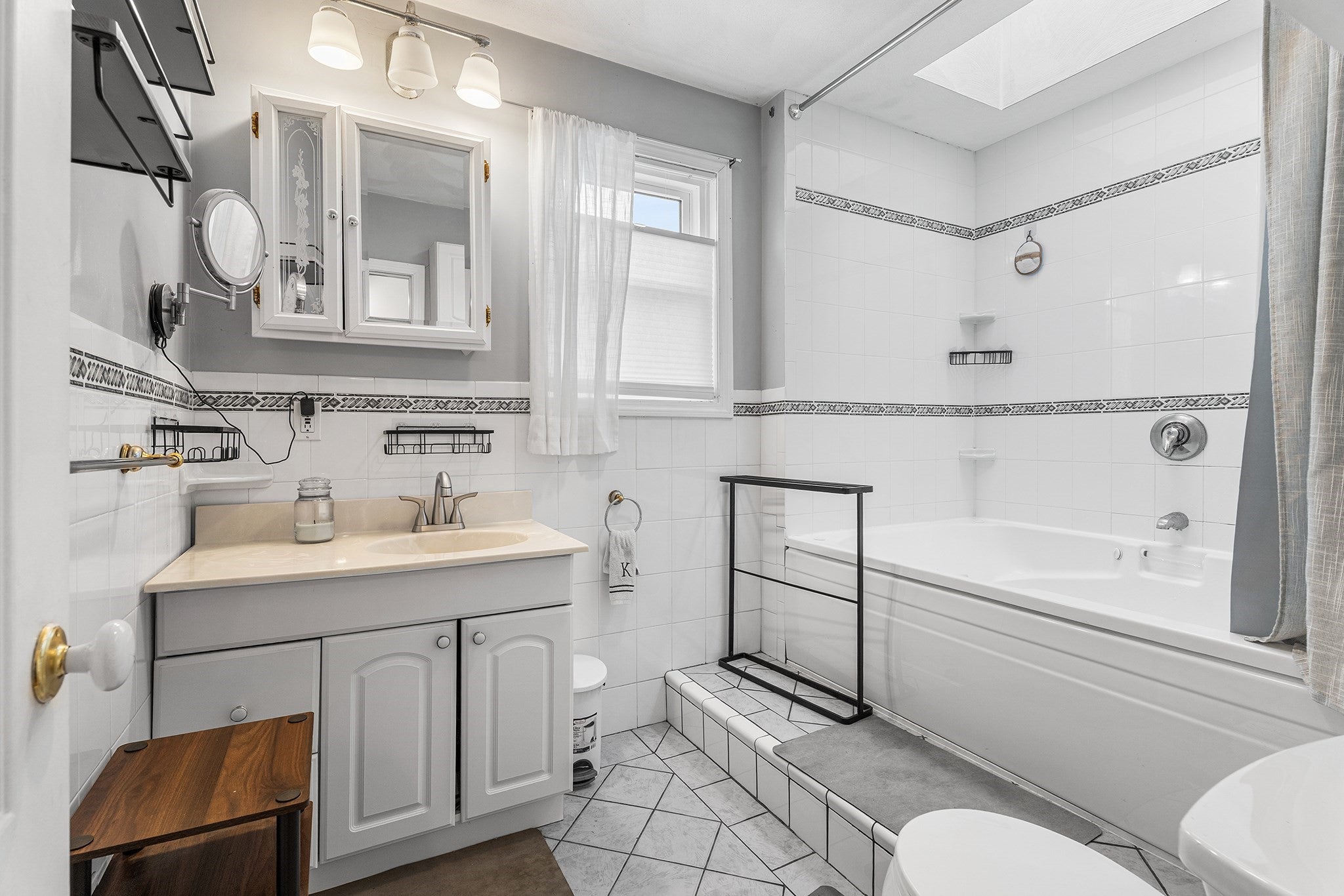 140 Lynnfield St, Lynn, MA, 140 Lynnfield St, Lynn, MA Photo #17