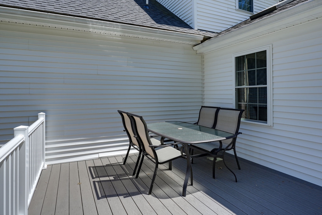 10 Cooper Dr, Franklin, MA, 10 Cooper Dr, Franklin, MA Photo #12