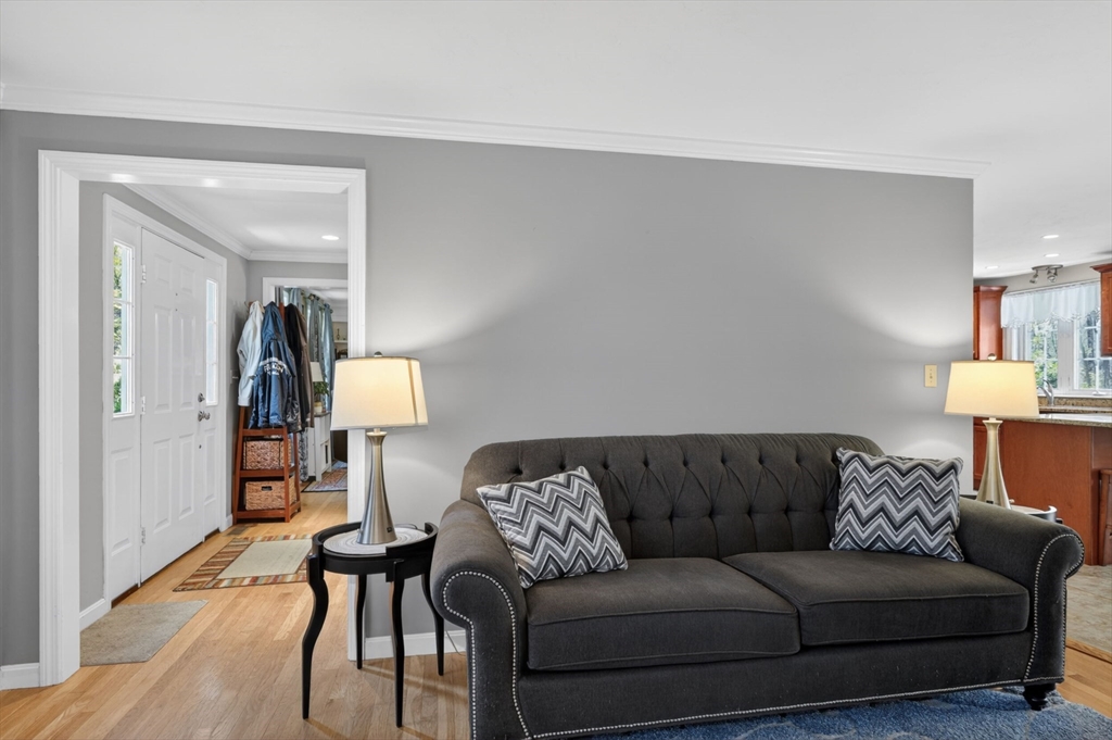 10 Cooper Dr, Franklin, MA, 10 Cooper Dr, Franklin, MA Photo #22