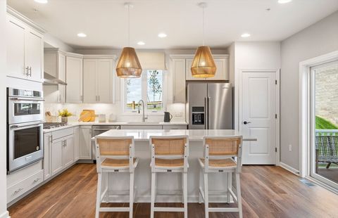 11 Mason Way 71 Woburn MA 01801