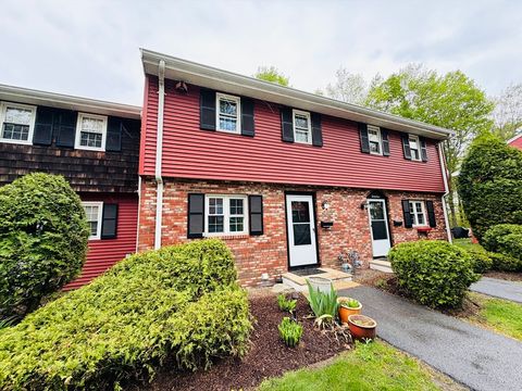 Photo of 280 Elm St #33, Marlborough, MA 01752 (MLS # 73514271)