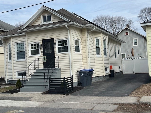 13 Caswell Ave