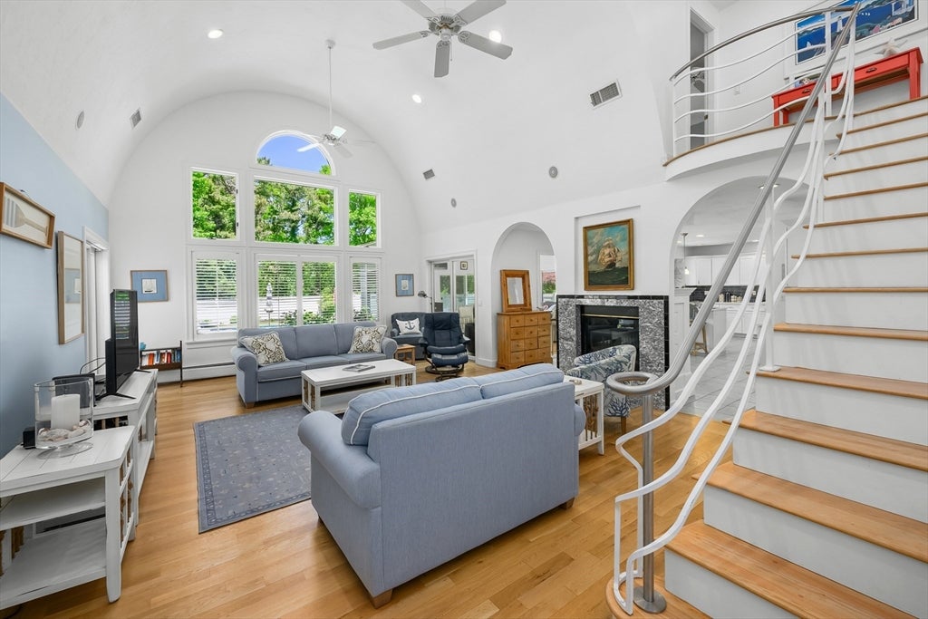 72 Bayshore Drive