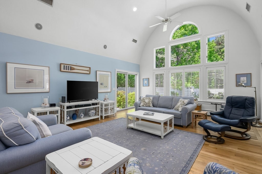 72 Bayshore Drive