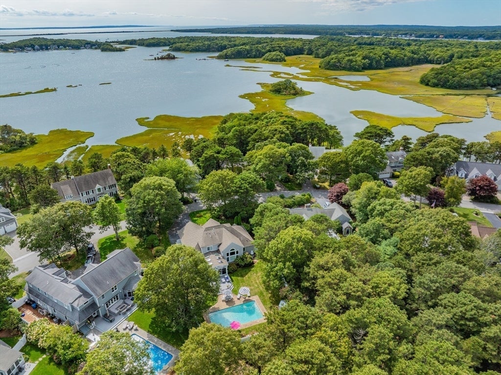 72 Bayshore Drive