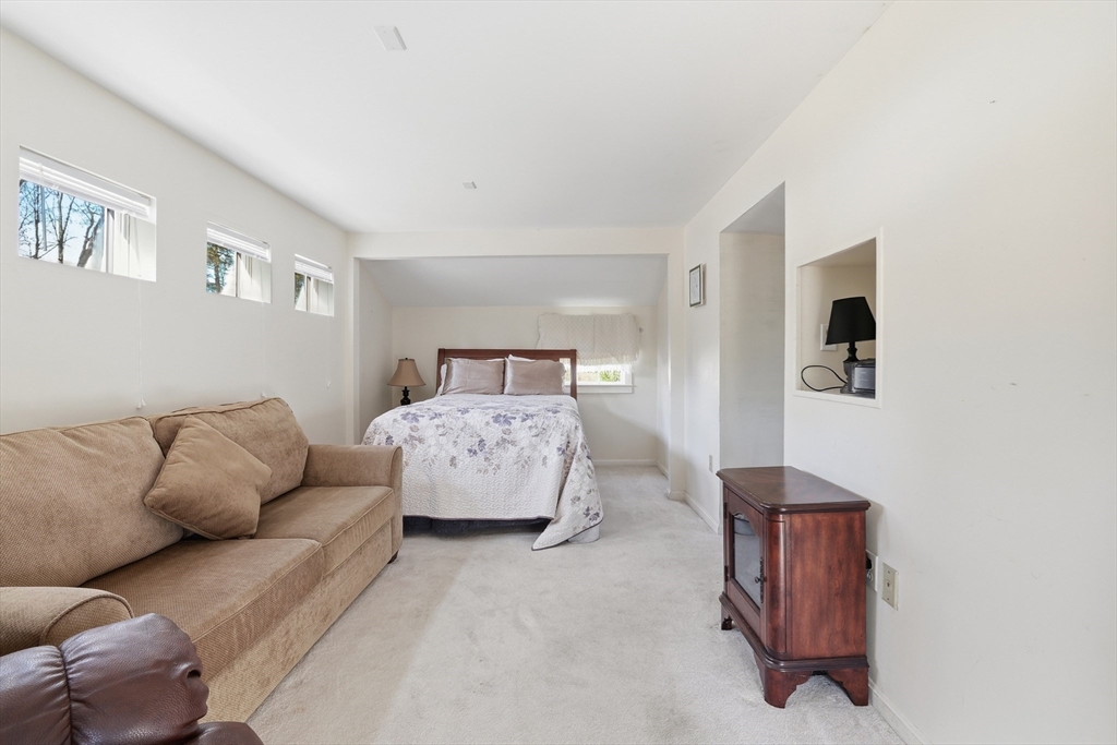 20 Brunnell Avenue, Brookfield, MA Photo #23