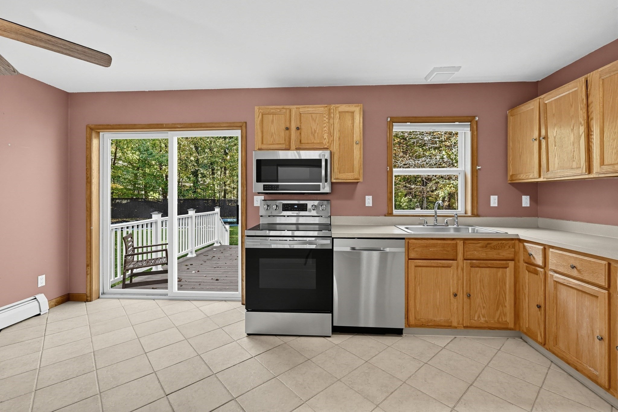 305 Wren St, Taunton, MA, 305 Wren St, Taunton, MA Photo #4