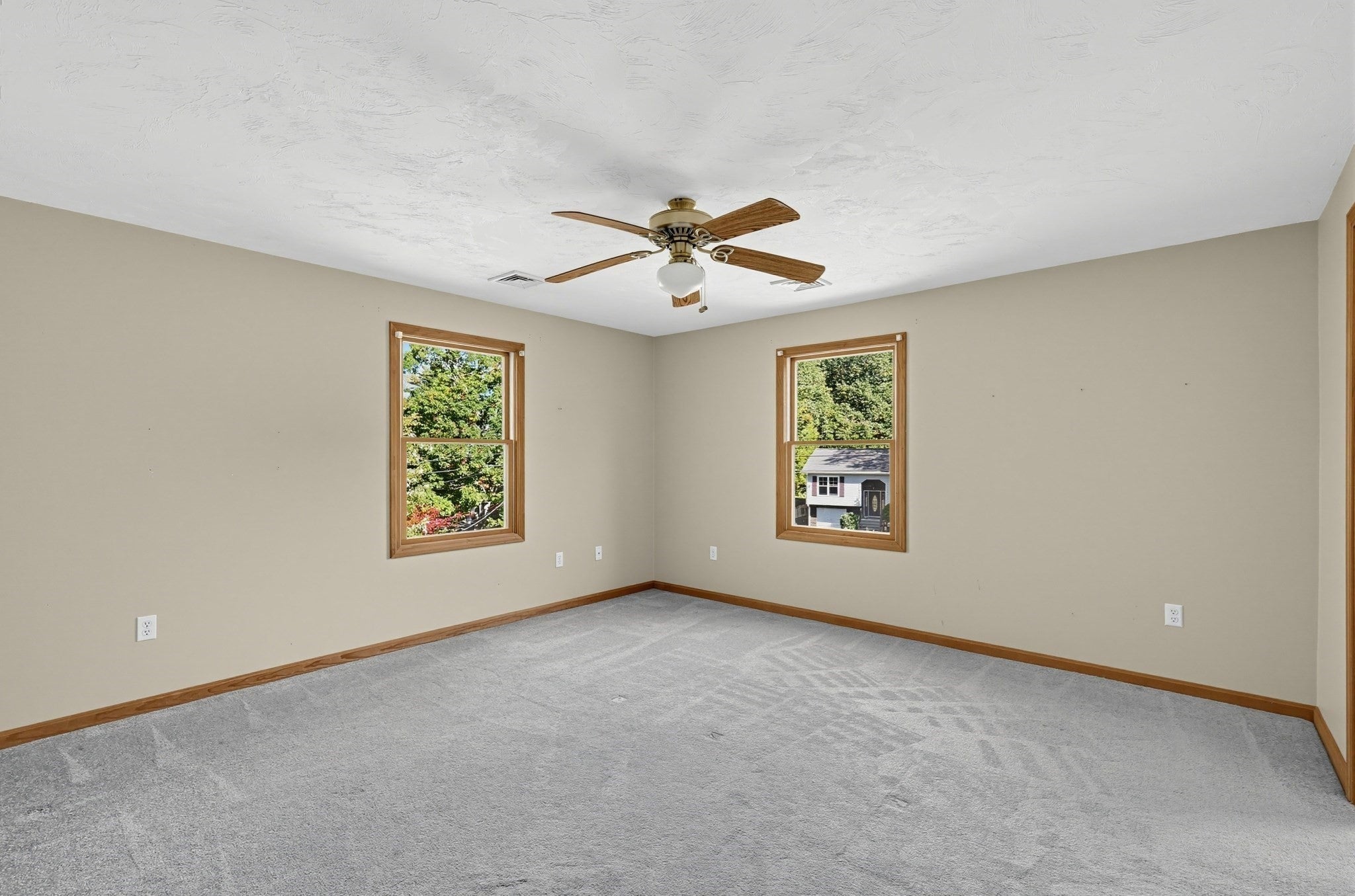 305 Wren St, Taunton, MA, 305 Wren St, Taunton, MA Photo #20