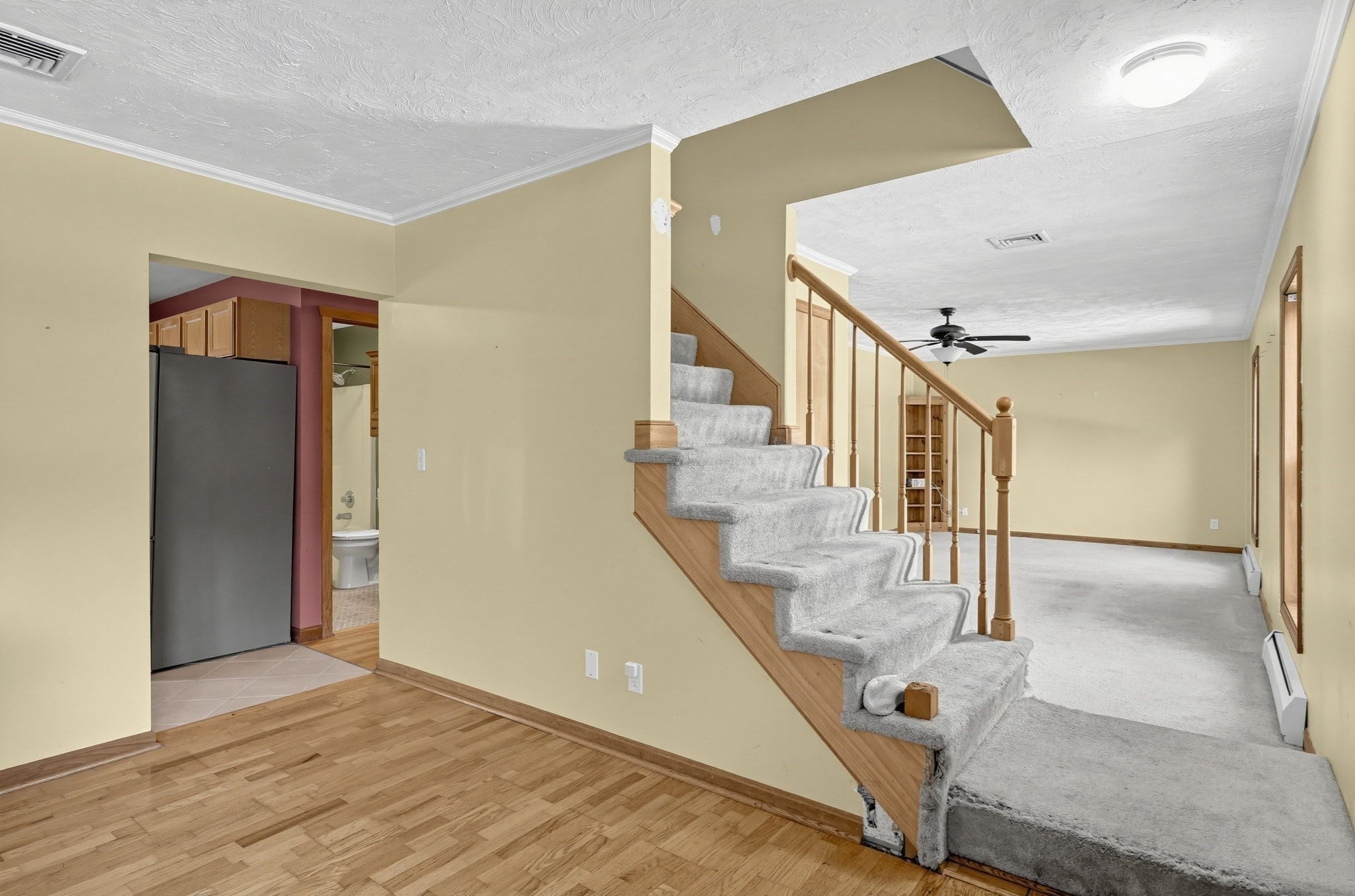 305 Wren St, Taunton, MA, 305 Wren St, Taunton, MA Photo #10