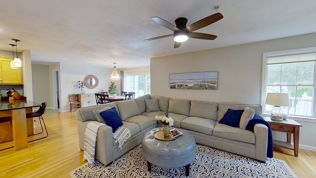 206 Tamarack Ln. 206