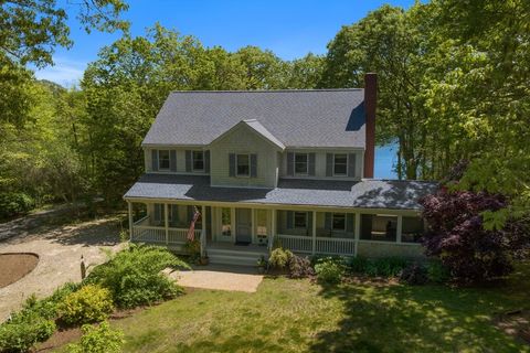 Single Family Residence in Barnstable MA 270 Nyes Neck.jpg