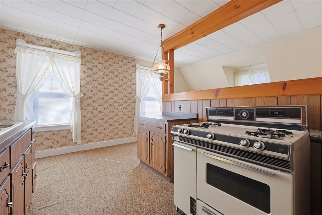 19 Irving St, Spencer, MA, 19 Irving St, Spencer, MA Photo #20