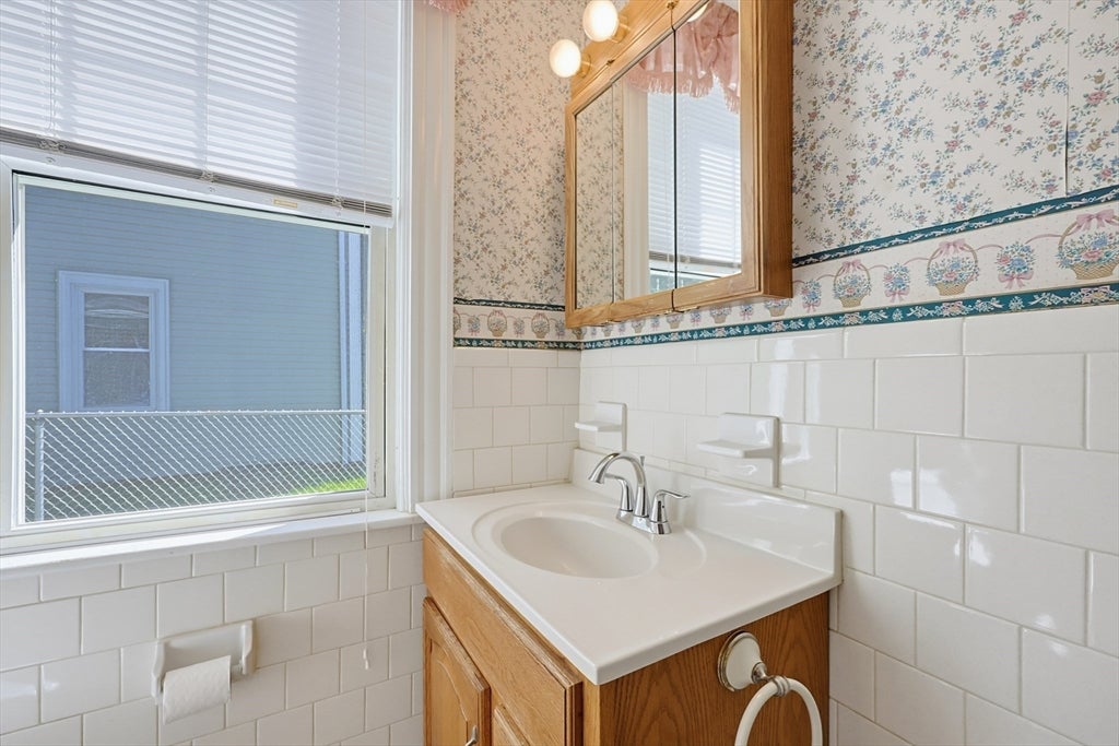 19 Irving St, Spencer, MA, 19 Irving St, Spencer, MA Photo #29
