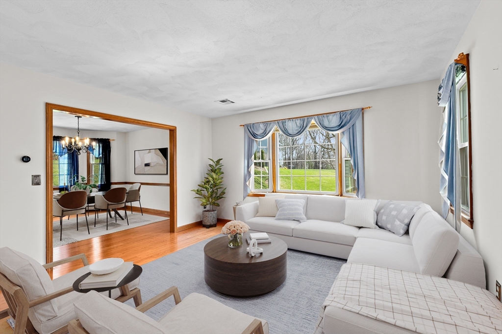 19 Crestview Dr