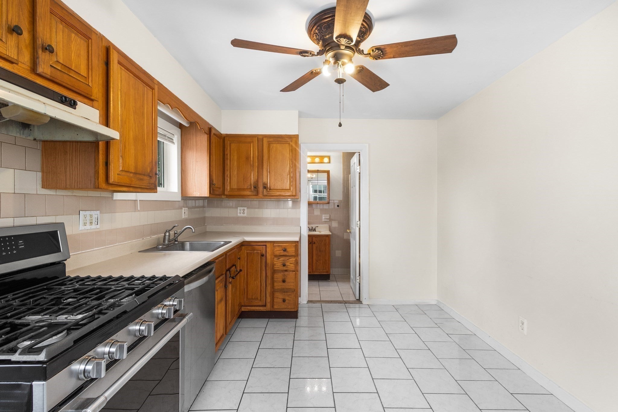 449 Ocean Grove, Swansea, MA, 449 Ocean Grove, Swansea, MA Photo #20