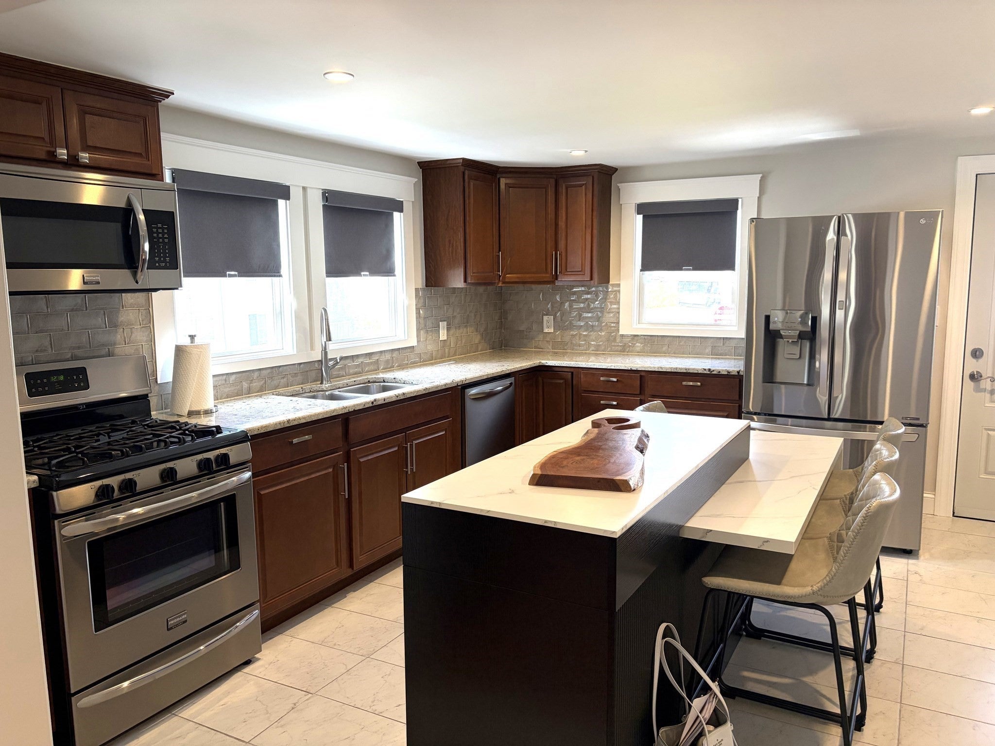 52 Montvale Ave #A, Woburn, MA, 52 Montvale Ave #A, Woburn, MA Photo #2
