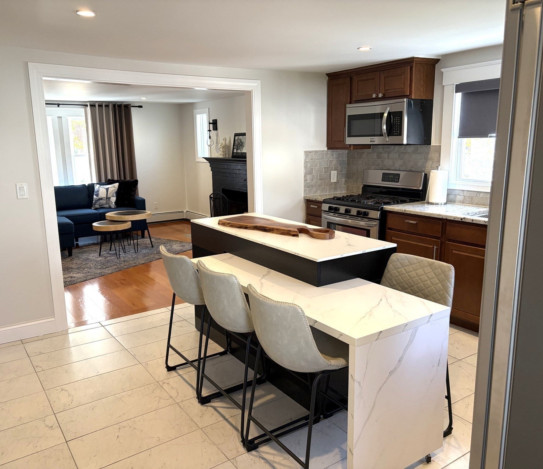 52 Montvale Ave #A, Woburn, MA, 52 Montvale Ave #A, Woburn, MA Photo #3