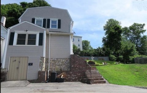 138 Norfolk St Worcester MA 01604