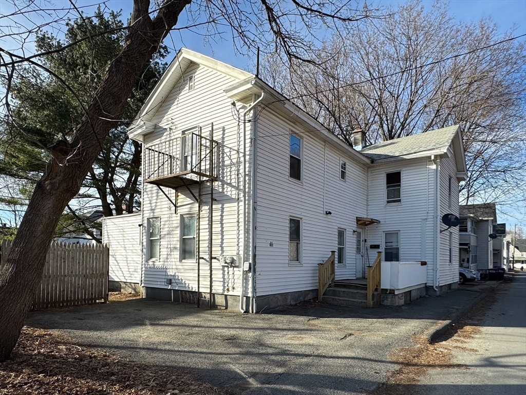 21 Pleasant St