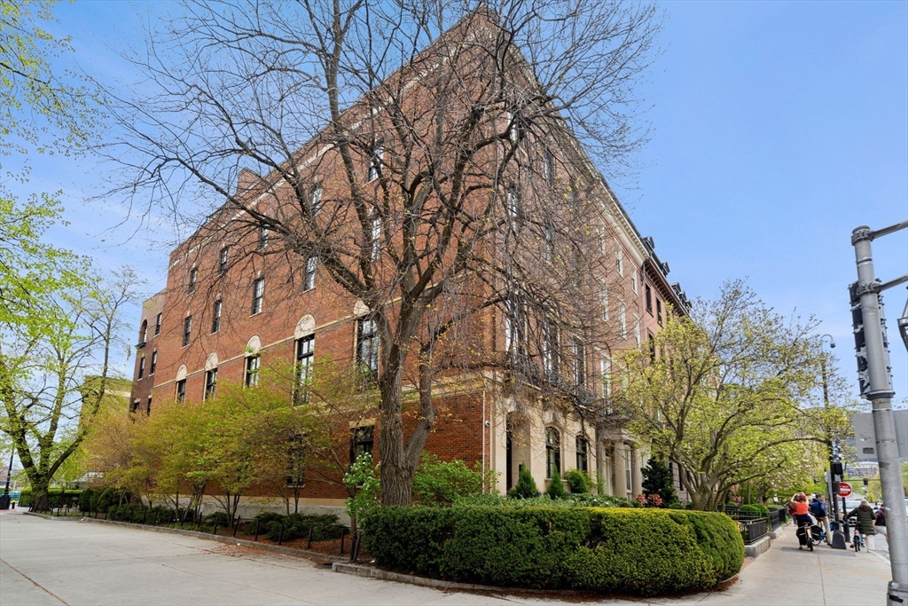 95 Beacon Street 5