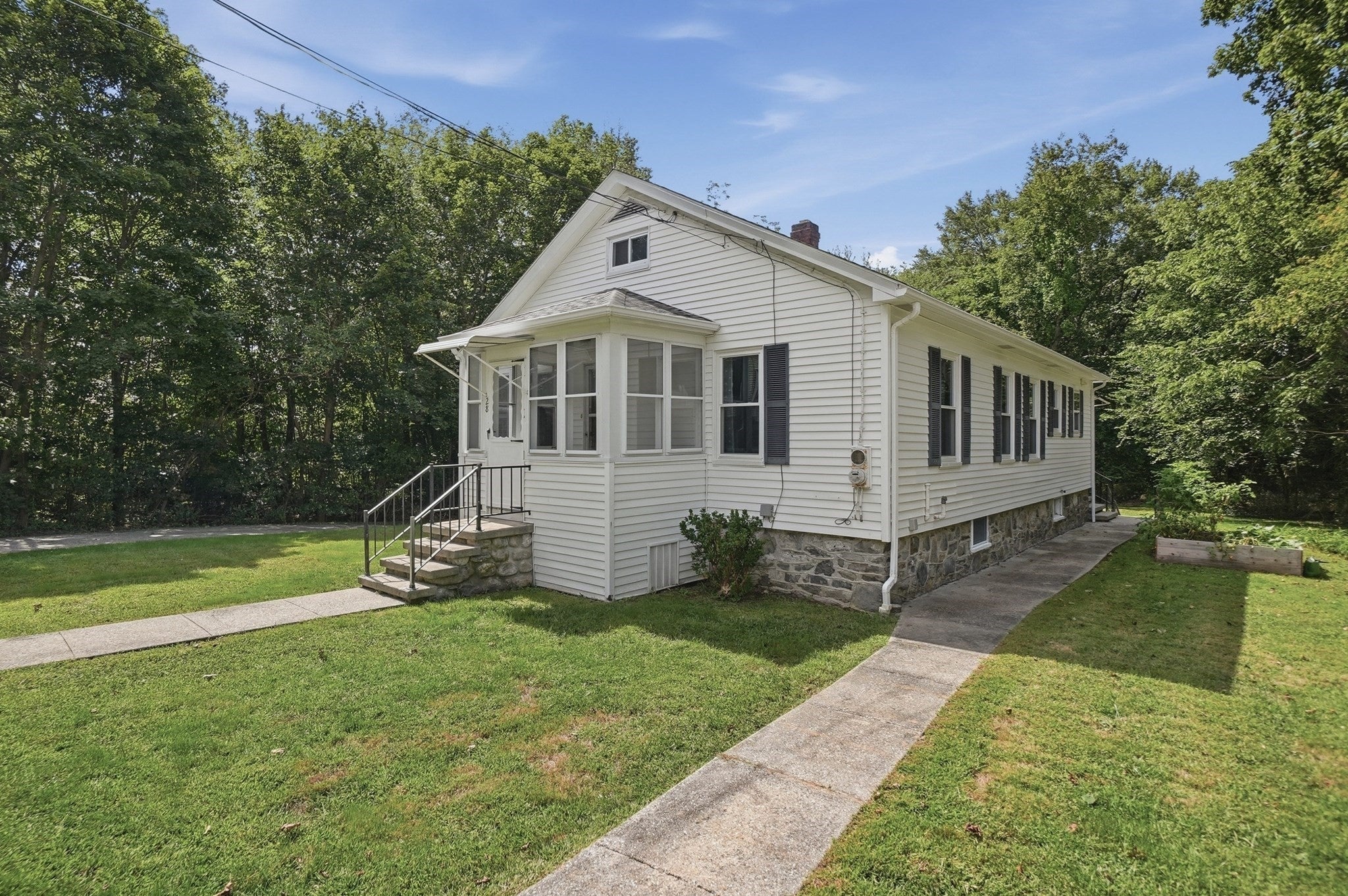 28 Eastern Avenue, Webster, MA Photo #1