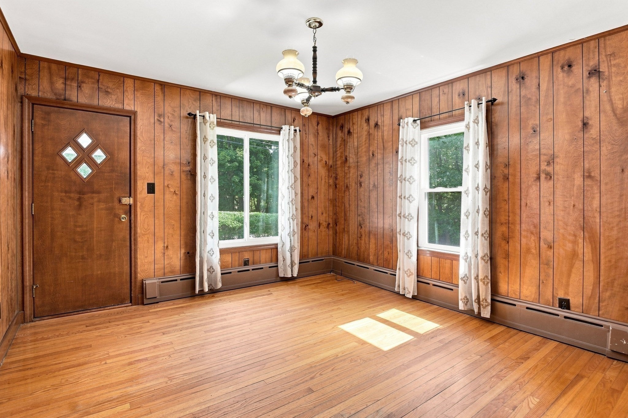 28 Eastern Avenue, Webster, MA Photo #16
