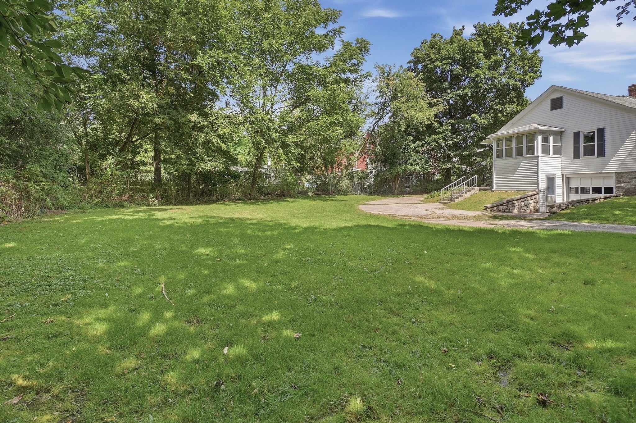 28 Eastern Avenue, Webster, MA Photo #24