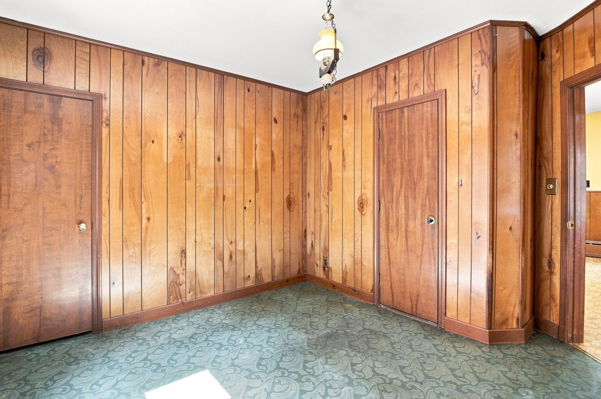 28 Eastern Avenue, Webster, MA Photo #14