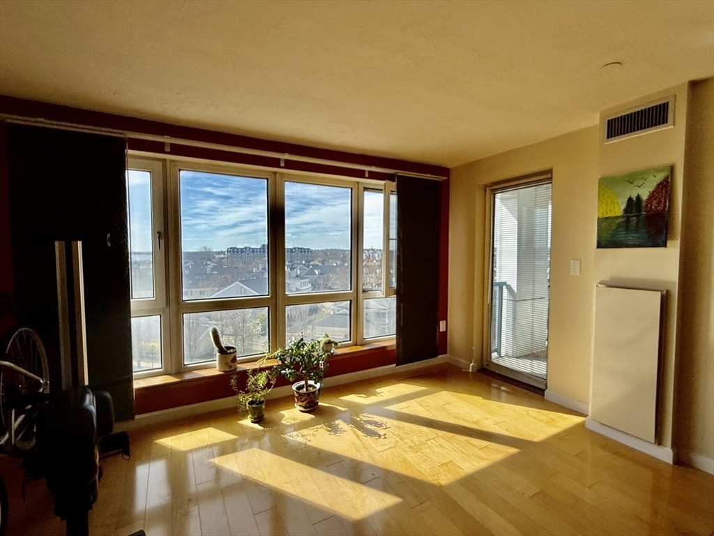 2001 Marina Drive 515