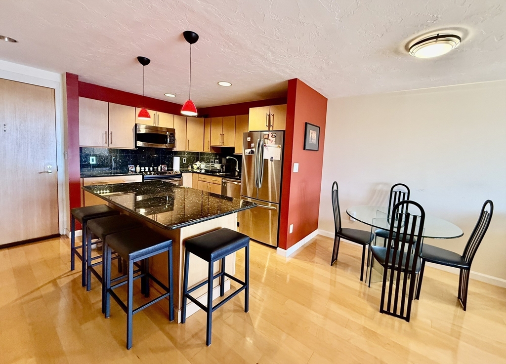 2001 Marina Drive 515