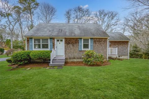 Photo of 177 Bayview Cir, Barnstable, MA 02655 (MLS # 73493054)