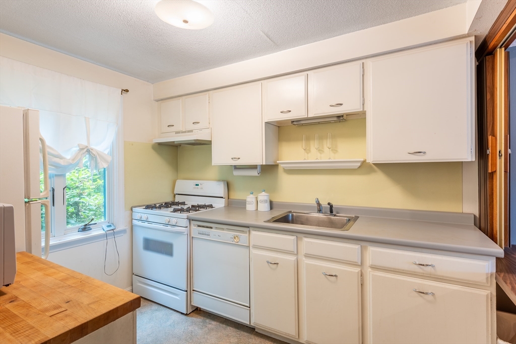 6 Webster Ct 6