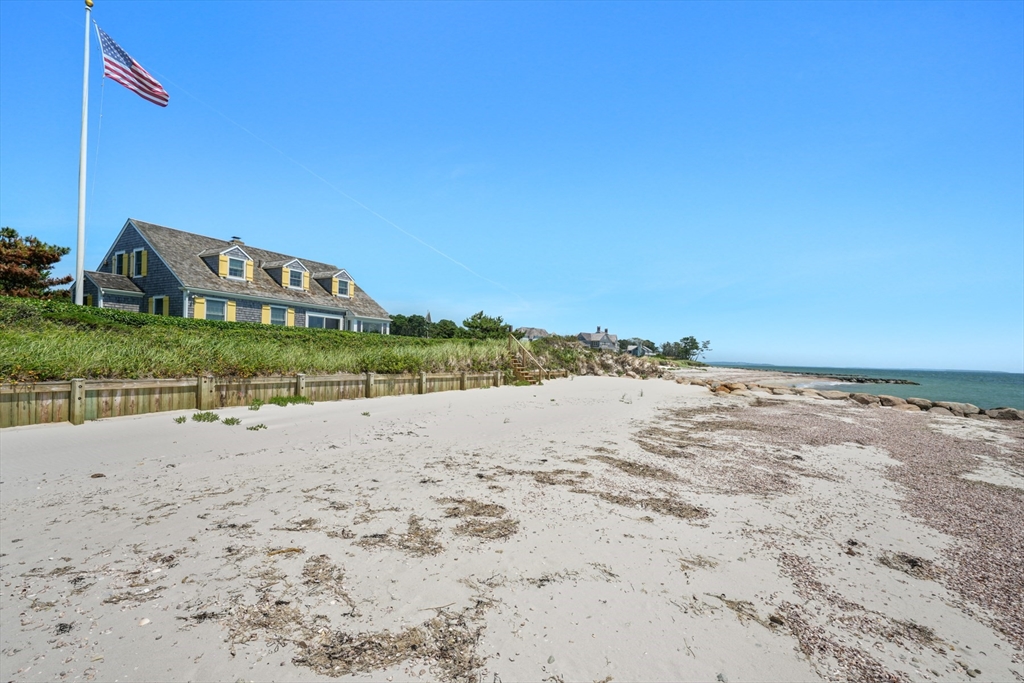 Barnstable, Massachusetts 02655, United States, 6 Bedrooms Bedrooms, ,5 BathroomsBathrooms,Residential,Active,198281