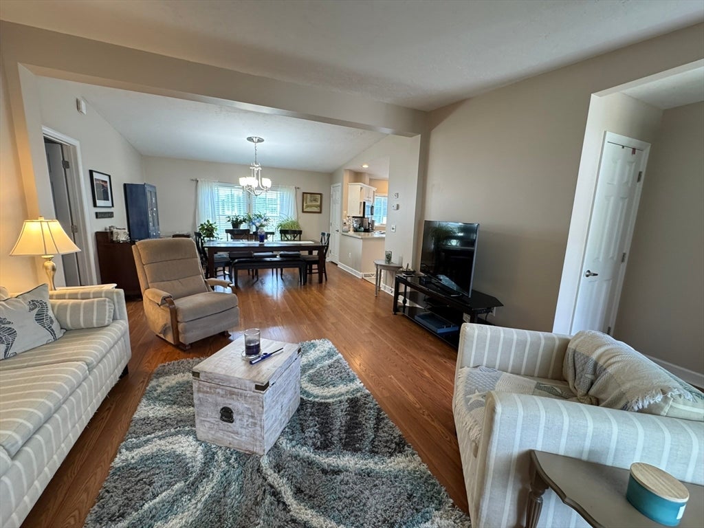 61 Brookstone Dr, Bridgewater, MA, 61 Brookstone Dr, Bridgewater, MA Photo #28