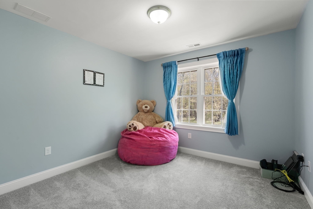 32 Hycrest Rd, Charlton, MA, 32 Hycrest Rd, Charlton, MA Photo #33