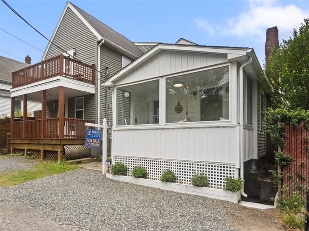 17 Landers Rd