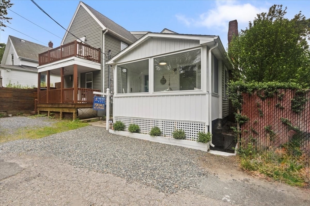17 Landers Rd
