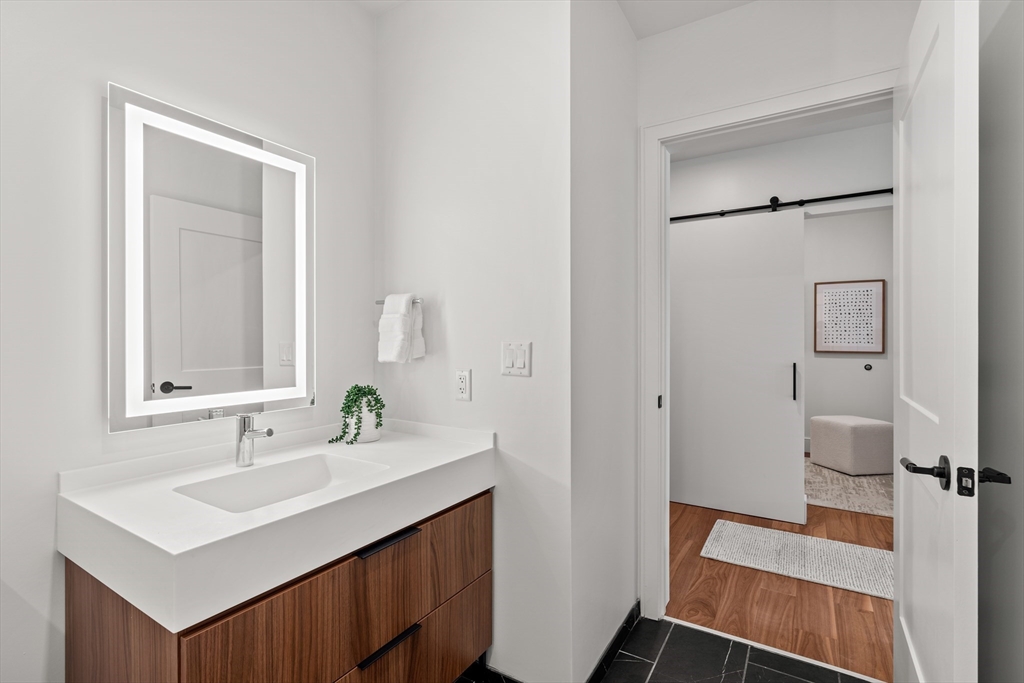 1515 Commonwealth Ave 614