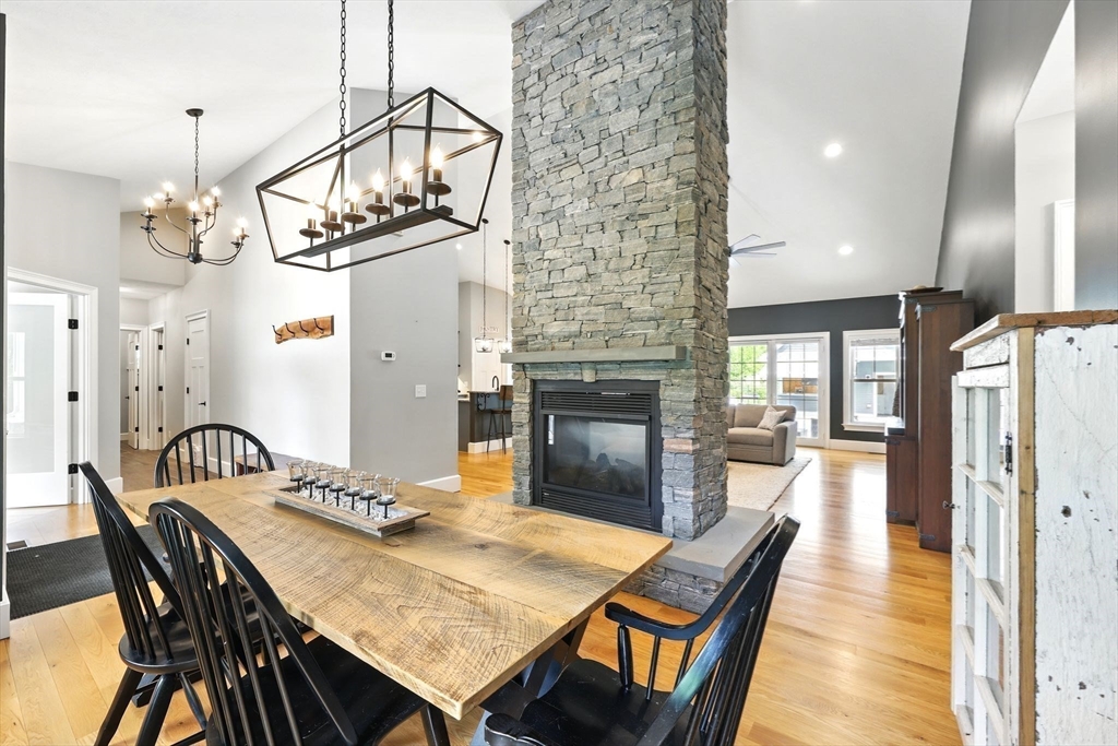 18 Meadow Lane
